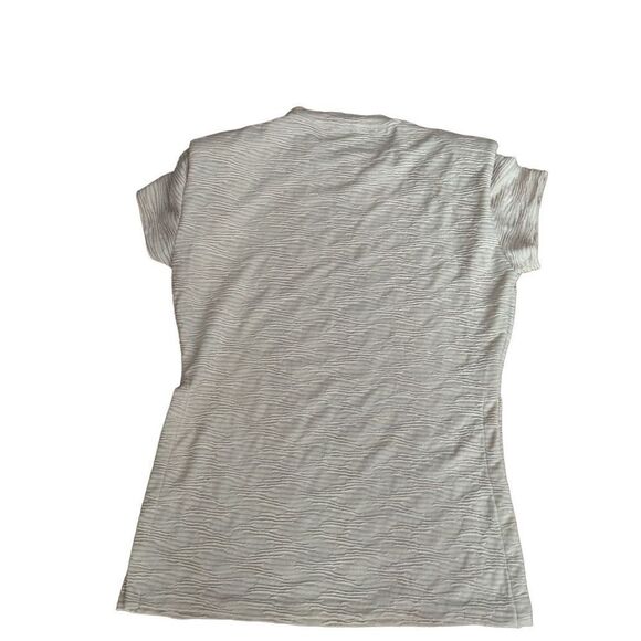 WALTER BAKER Cherished Textured Blouse - Picture 3 of 9